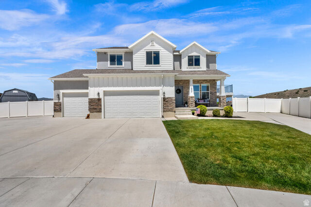 1857 E Thunder Gulch Rd